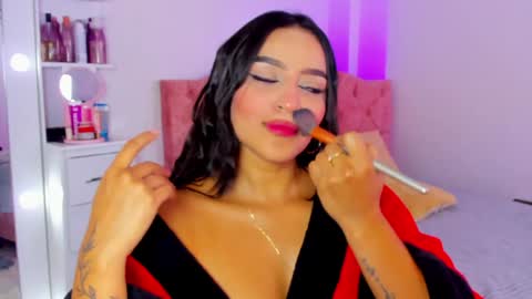 Snapshot of alicekiing_ chatting on 01.26.25 ALICEKIING online show from 01.26.25