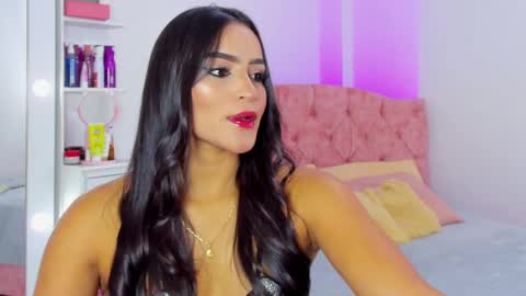 Snapshot of alicekiing_ chatting on 02.25.25 ALICEKIING online show from 02.25.25