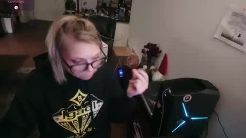 Snapshot of aliceliddell710 chatting on 09.13.25 Alice Liddell online show from 09.13.25