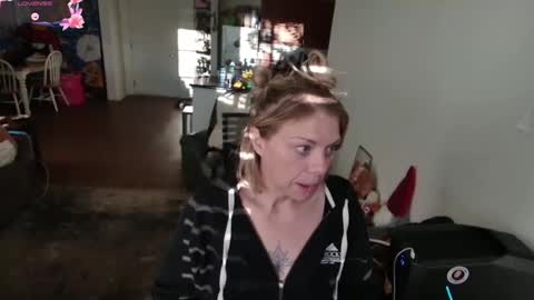 Snapshot of aliceliddell710 chatting on 09.30.25 Alice Liddell online show from 09.30.25