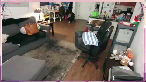 Snapshot of aliceliddell710 chatting on 12.16.25 Alice Liddell online show from 12.16.25