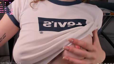 Elle online show from 03.29.26