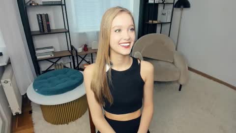 Snapshot of alicemelison chatting on 01.18.26 Serena online show from 01.18.26