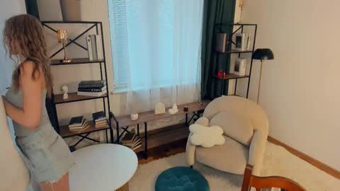 Snapshot of alicemelison chatting on 02.14.26 Serena online show from 02.14.26