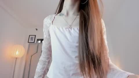 alicerosee___ online show from 08.05.26