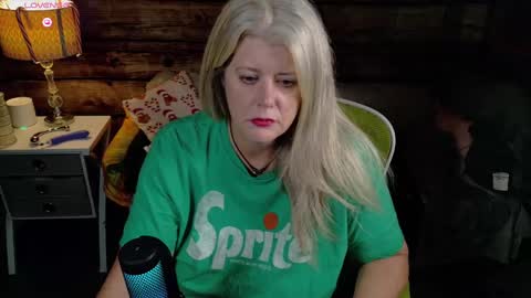 Alices Curiosity online show from 12.18.24