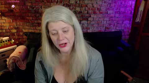 Alices Curiosity online show from 01.20.25