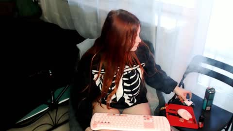 Snapshot of alicewinchesterr chatting on 01.15.25 Alice online show from 01.15.25