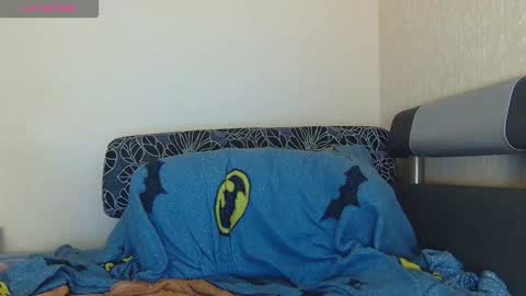 AliceWoolfy online show from 12.15.25