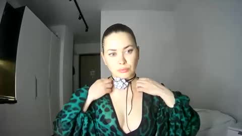 Snapshot of alicexfresh chatting on 03.10.25 AlicexFresh online show from 03.10.25