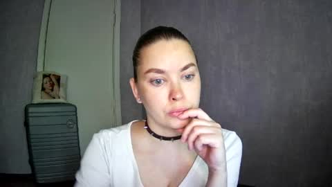 Snapshot of alicexfresh chatting on 06.24.26 AlicexFresh online show from 06.24.26
