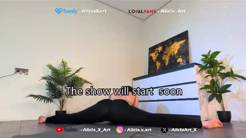 Snapshot of alicia_art_ chatting on 06.14.26 Alicia online show from 06.14.26