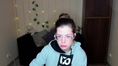 Alicia online show from 01.27.25