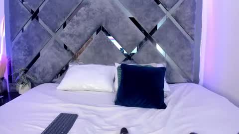 Snapshot of alicia_jerez1 chatting on 02.18.25 Alice online show from 02.18.25
