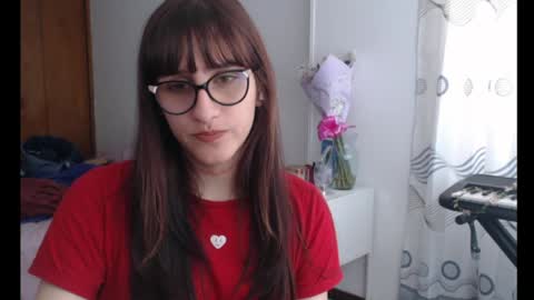 Snapshot of alicia_love29 chatting on 06.04.26 Alice online show from 06.04.26