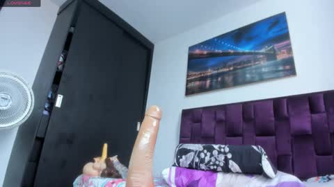 alicia_whittee online show from 05.11.26