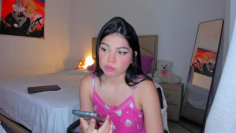Snapshot of aliciabiden chatting on 06.04.26 aliciabiden online show from 06.04.26
