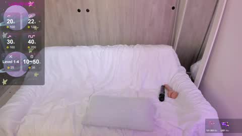 CINNAMON GIRL online show from 03.01.25