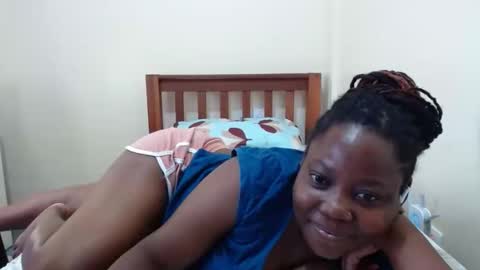 alicialust1 online show from 01.17.25