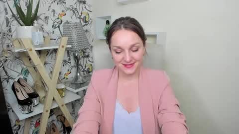 Alicia online show from 01.21.25