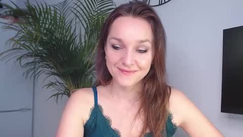 Alicia online show from 02.04.25