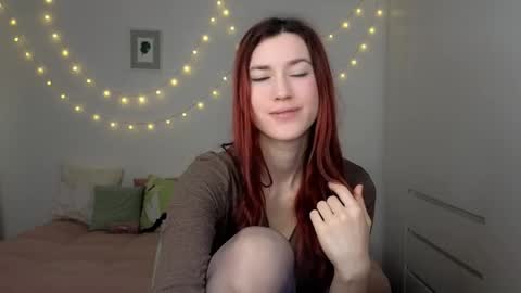 Snapshot of alicianoveli chatting on 02.11.26 alicianoveli online show from 02.11.26