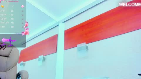 Snapshot of alicie_green chatting on 02.08.25 im tutti online show from 02.08.25