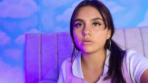 Snapshot of aliclark chatting on 02.22.26 Aliclark online show from 02.22.26