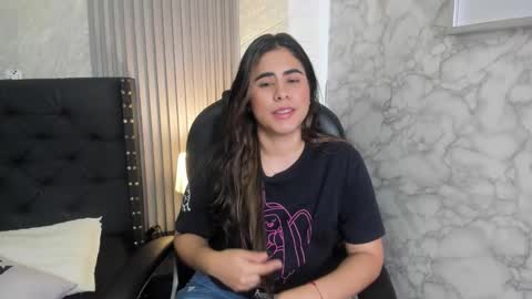 Snapshot of alicy__torres chatting on 03.04.26 alicya online show from 03.04.26