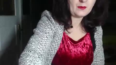 Alidue online show from 12.27.24