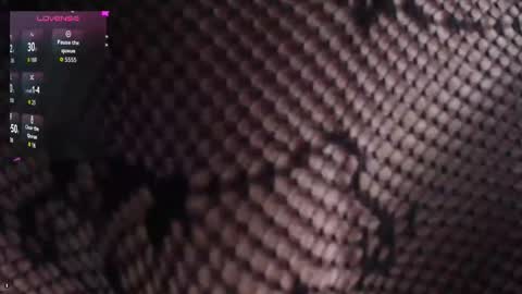 Snapshot of alien_art_lover chatting on 09.27.25 Mia online show from 09.27.25