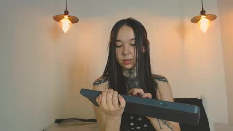    online show from 04.16.26