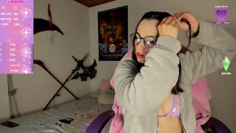 Snapshot of alien_universe chatting on 11.01.25 Aiko Independent Model online show from 11.01.25