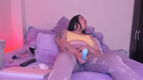 Snapshot of aliice_69 chatting on 06.18.26 aliice_69 online show from 06.18.26