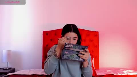 aliice_walker_ online show from 12.20.24