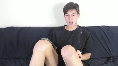 Snapshot of alikuskya chatting on 10.21.25 Dan online show from 10.21.25