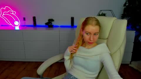 Alina online show from 11.13.25
