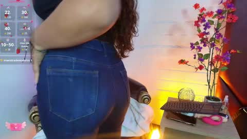 Snapshot of alina_marks chatting on 04.09.26 Alina Marks online show from 04.09.26