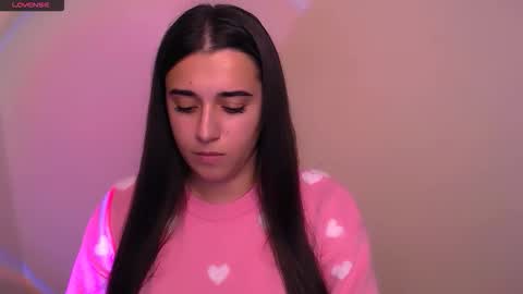 Snapshot of alinaasti_ chatting on 10.30.25 Alina online show from 10.30.25