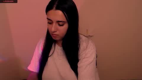 Snapshot of alinaasti_ chatting on 12.01.25 Alina online show from 12.01.25