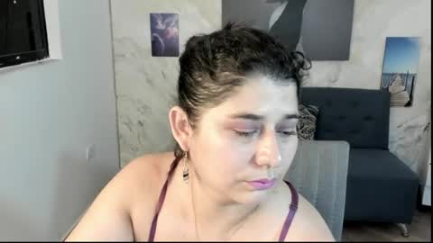 alinabozz1 online show from 06.12.26