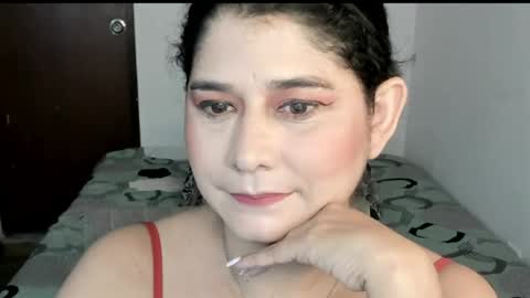 Snapshot of alinabozz1 chatting on 07.12.26 alinabozz1 online show from 07.12.26