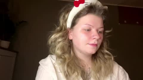 Alina online show from 04.21.26