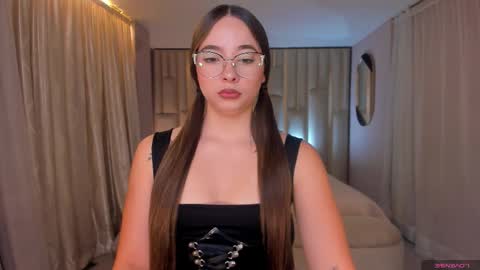 alinakravitz_ online show from 09.27.25