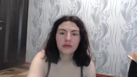 Snapshot of alinaxjames chatting on 06.05.26 AlinaxJames online show from 06.05.26