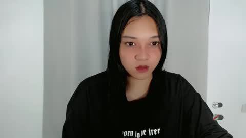 Shanti xhey online show from 09.14.25