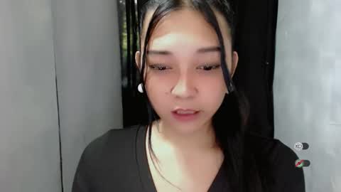 Shanti xhey online show from 11.30.25