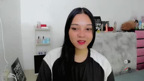 Shanti xhey online show from 03.22.26