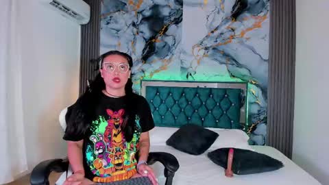   online show from 04.14.26