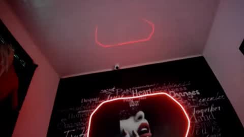 alishaa_nixx online show from 09.12.25